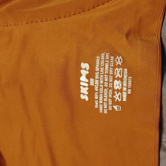 SKIMS Unlined full coverage bra - Picture 3 of 6